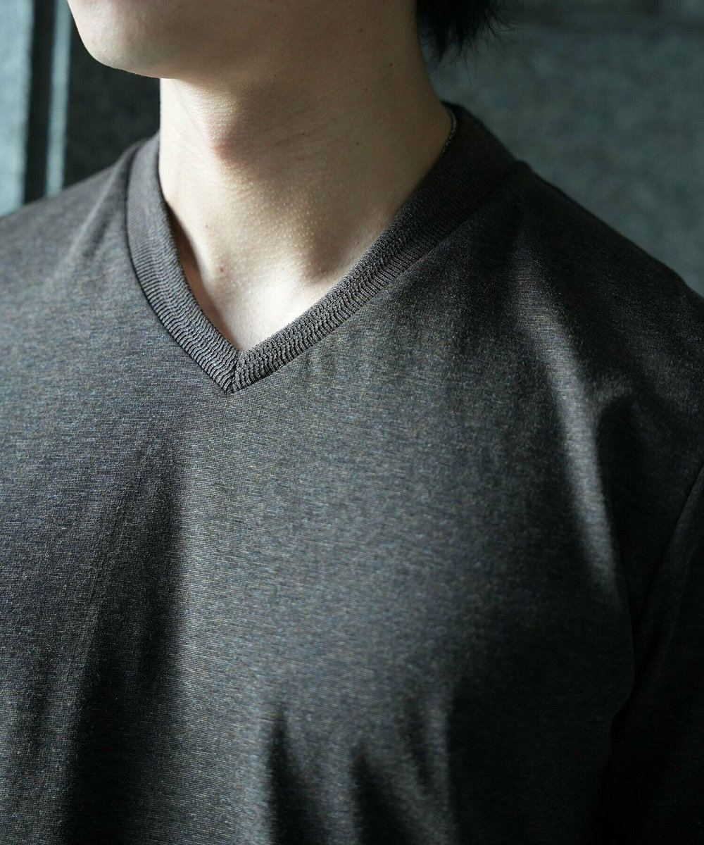 MEN'S BIGI 【ACTIVE TAILOR/アクティブテイラー】シルケットスムースVネックTシャツ＜接触冷感 / UVカット＞ ブラック