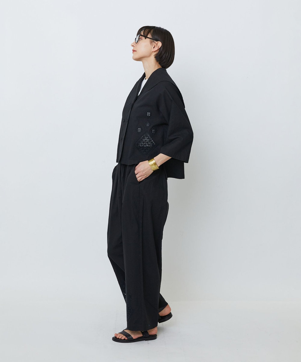 LOISIR コットンリネンクロス刺繍入りセーラーカラーブラウス ブラック