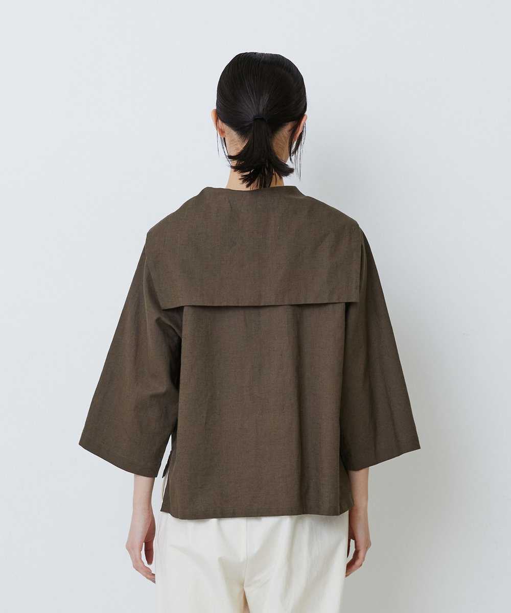 LOISIR コットンリネンクロス刺繍入りセーラーカラーブラウス カーキ