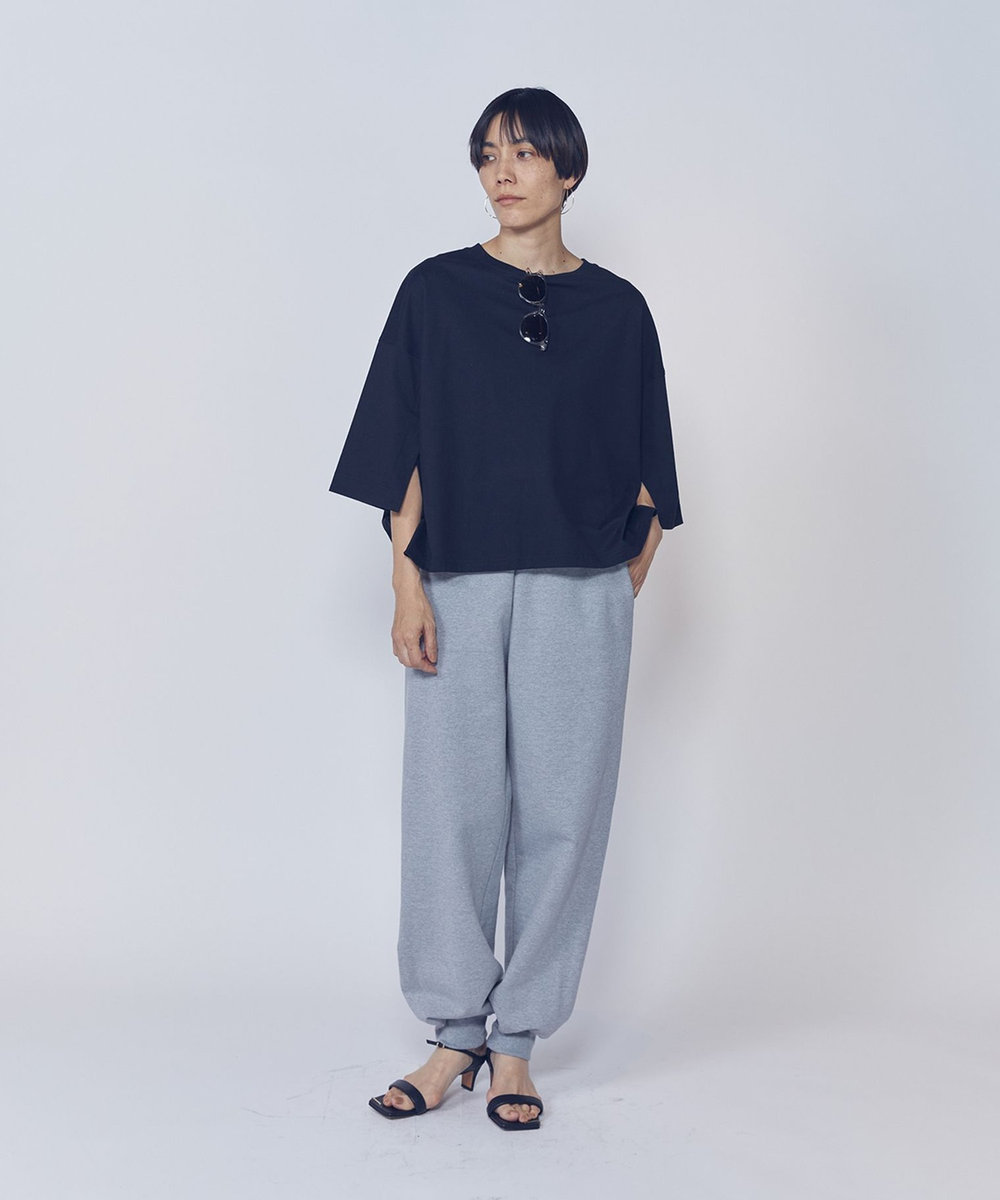 1er Arrondissement ＜COTHEBISMOKE (コグ ザ ビッグ スモーク)＞“NOELLA"Tシャツ ブラック