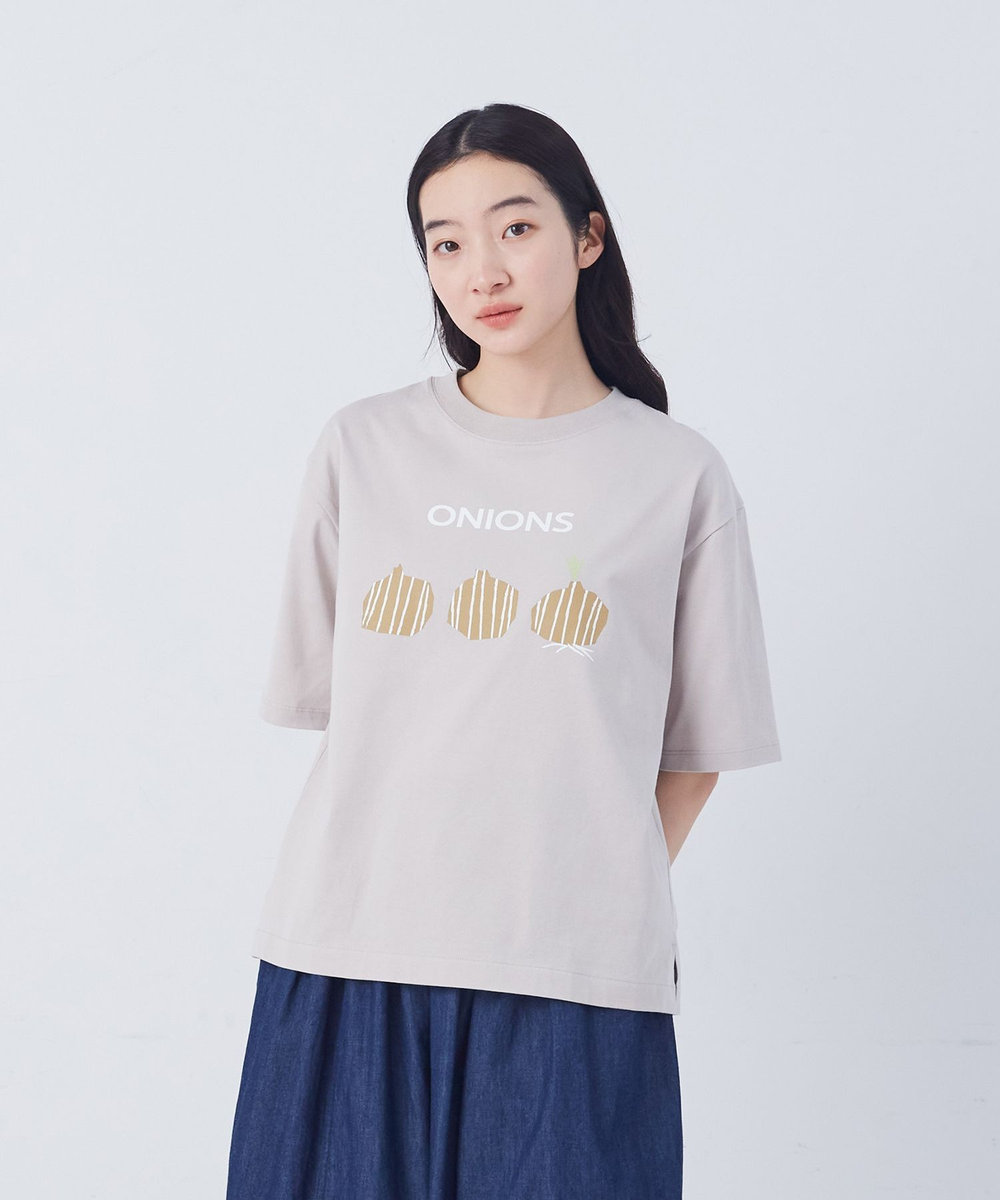 congés payés ADIEU TRISTESSE ベジタブルプリントTシャツ ベージュ