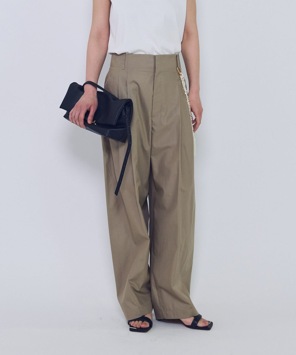 1er Arrondissement チンツシェルチェーンパンツ ベージュ