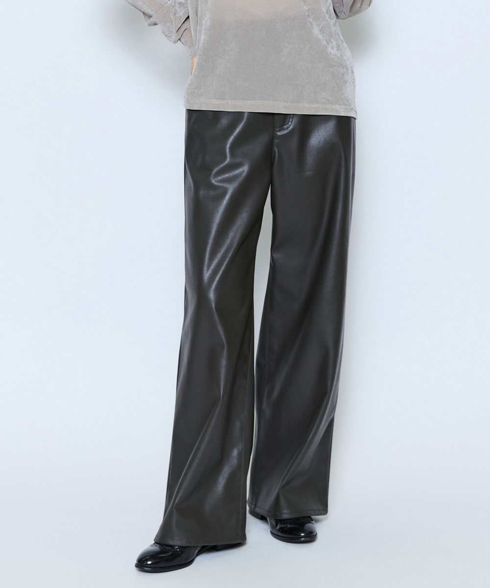 feerique feerique フェイクレザーワイドパンツ ブラウン