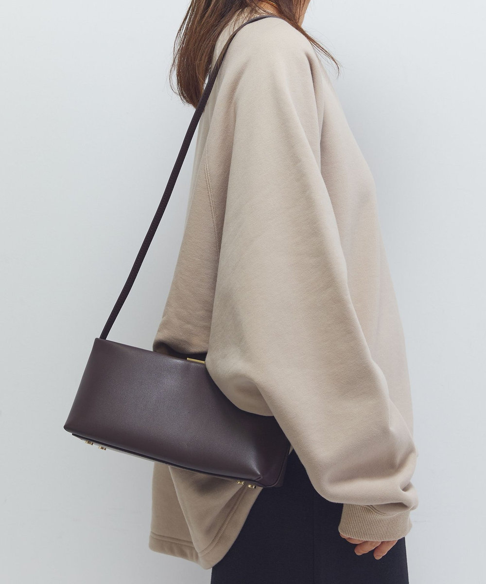 1er Arrondissement ＜PUNTI（プンティ）＞“PORTRAIT-ONE SHLD"ワンハンドルバッグ ブラウン
