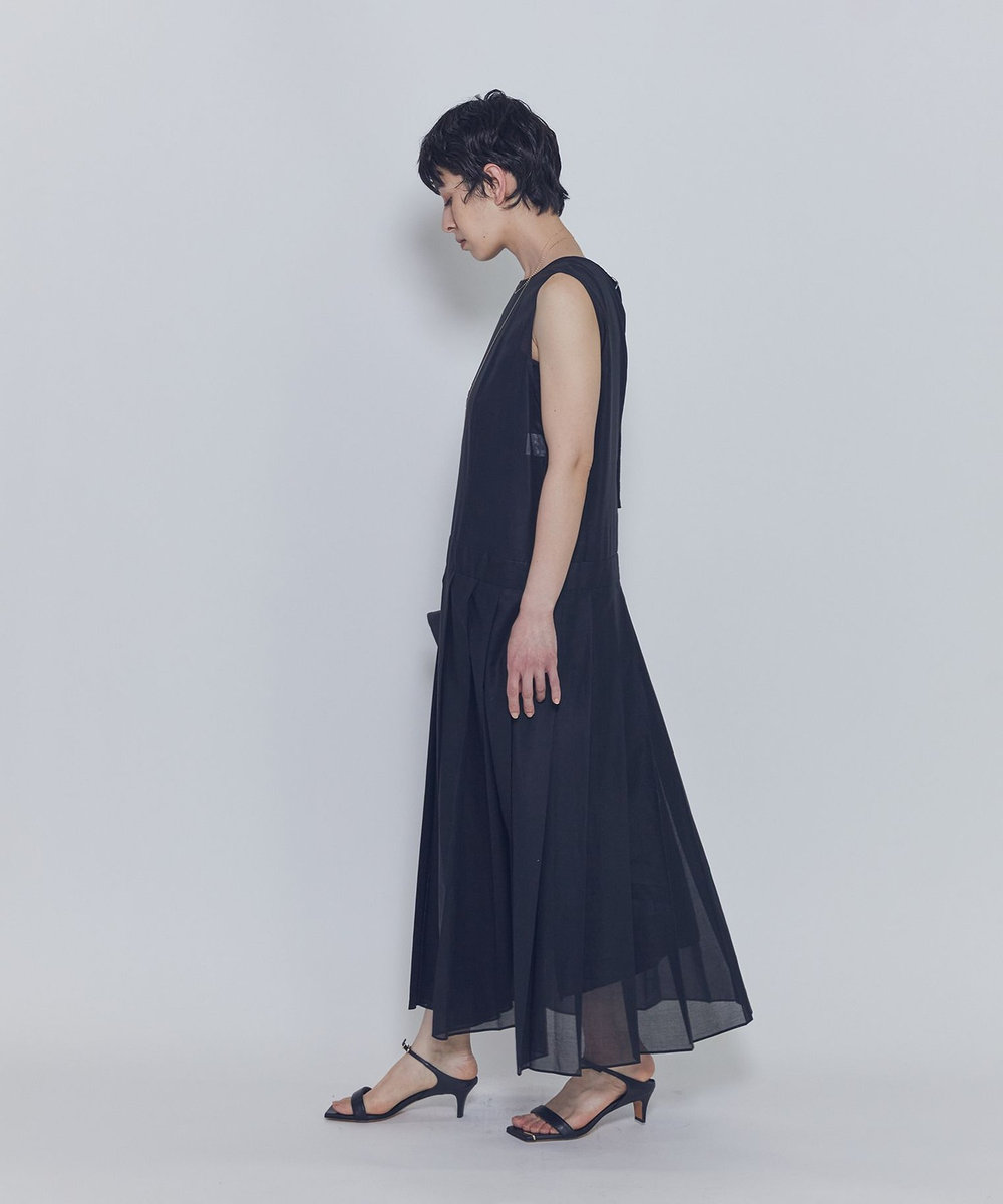 1er Arrondissement シアープリーツワンピース ブラック