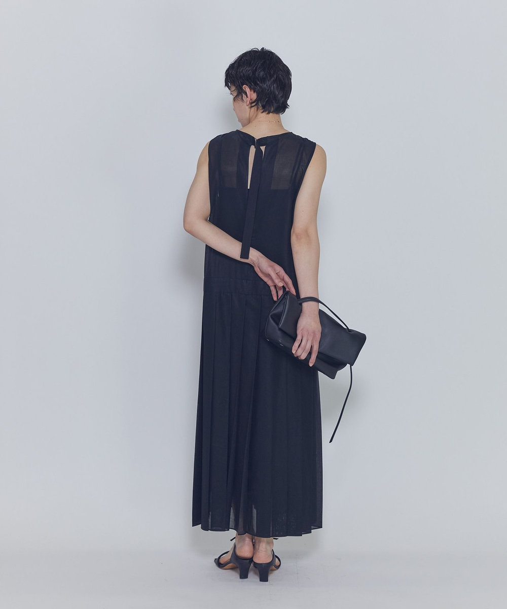 1er Arrondissement シアープリーツワンピース ブラック