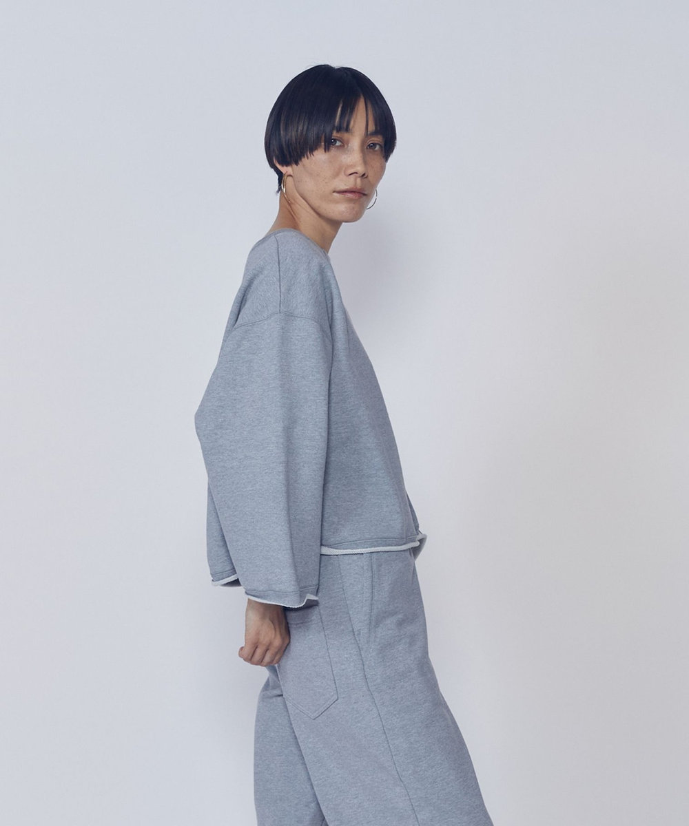 1er Arrondissement ＜IRONING (アイロニング)＞ロゴスウェットショートプルオーバー グレー