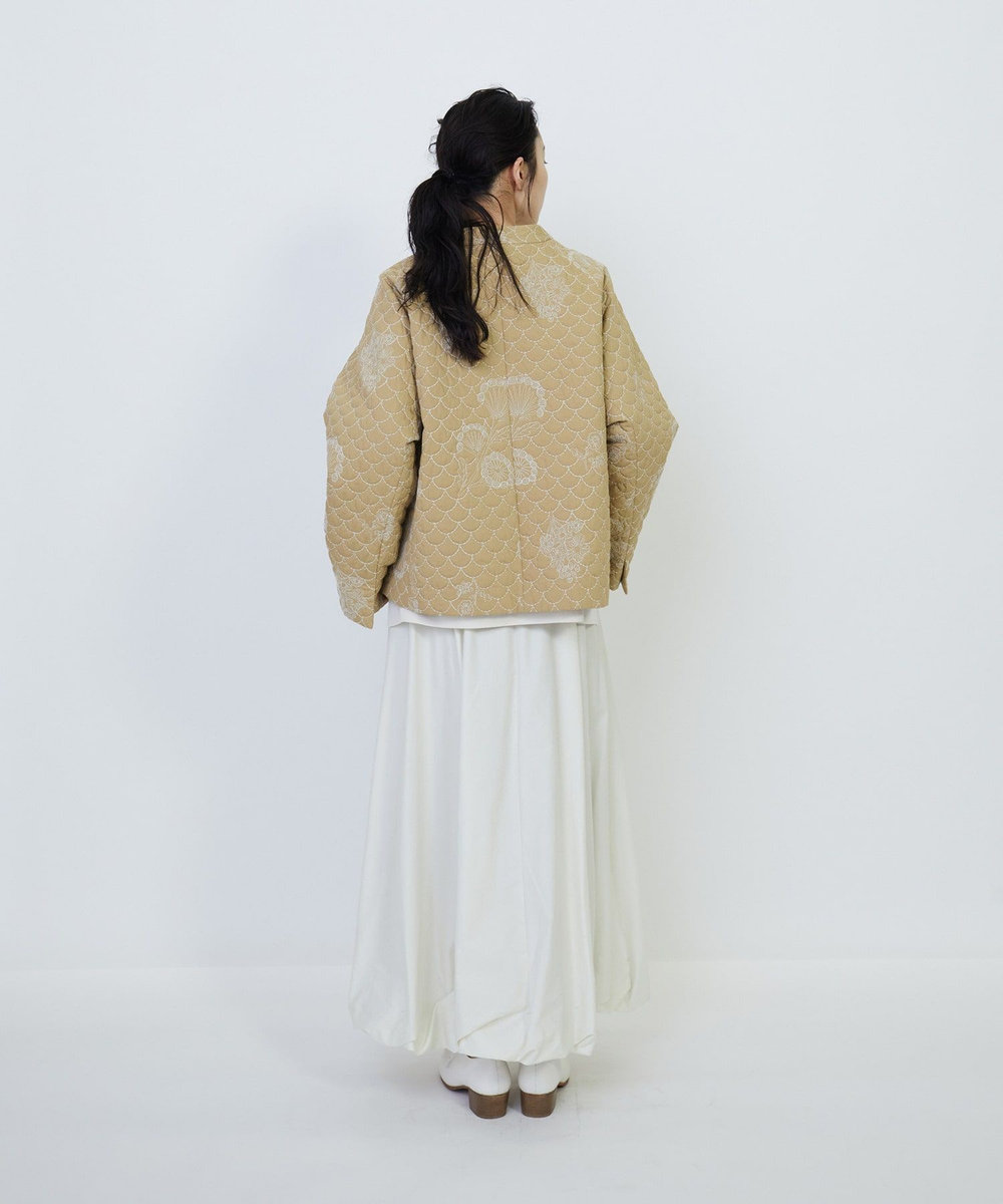 LOISIR コットンリネンキルティング風刺繍ノーカラージャケット ベージュ