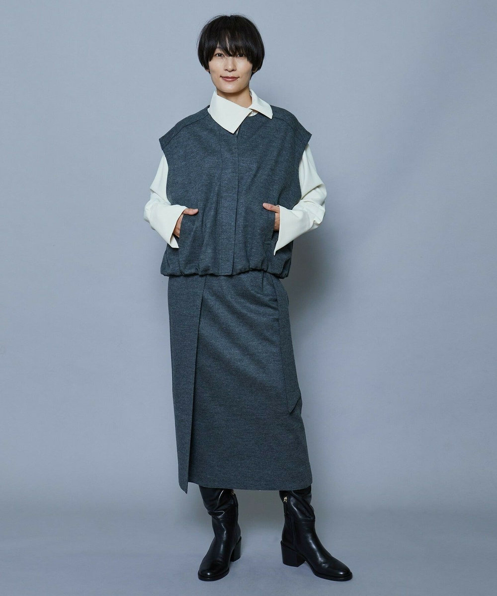 MOGA スタイリスト戸野塚かおるコラボ　ショートバルーンジレ グレー