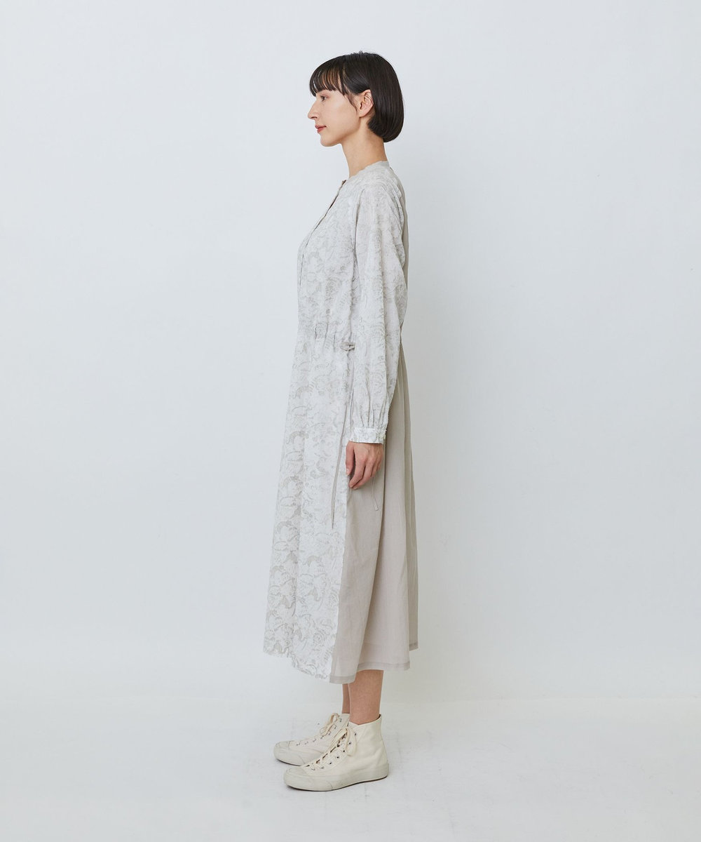 LOISIR 【アーティストコラボ】LOISIR×TORANEKOBONBON エンブロイダリーワンピース ベージュ系その他