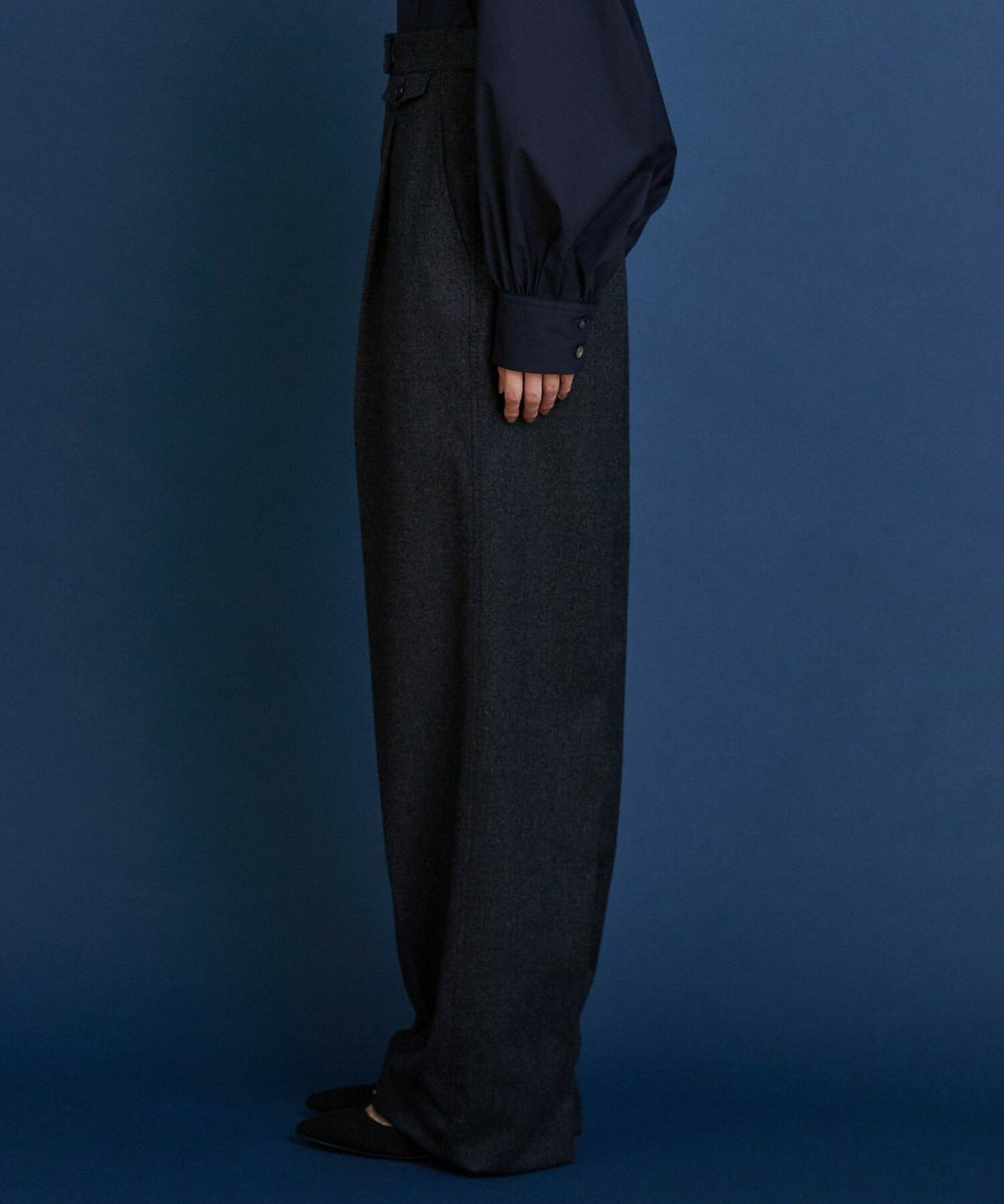 L'EQUIPE COUTURIER ウールカシミヤストレートパンツ チャコールグレー