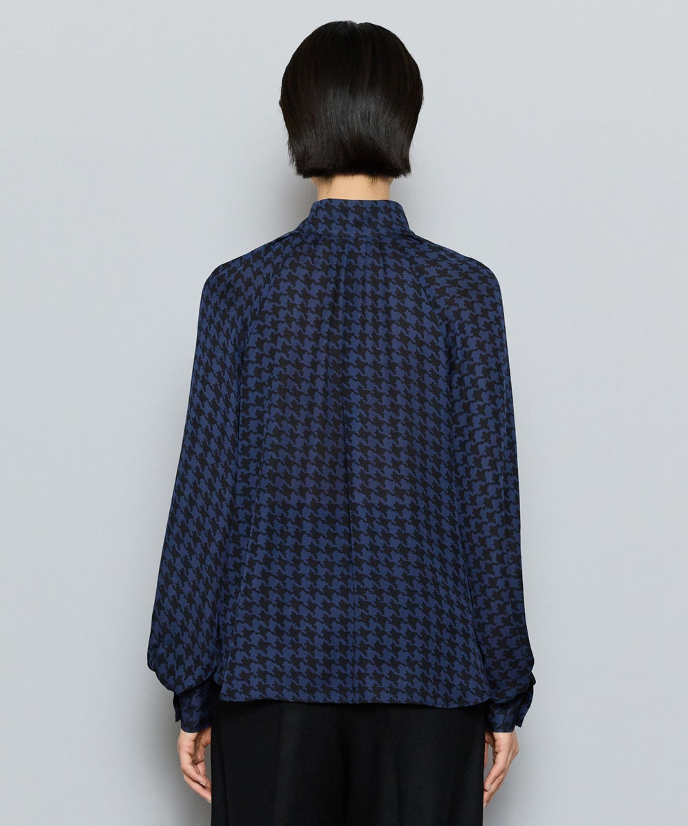 L'EQUIPE COUTURIER シルクジョーゼットハウンドトゥースPtブラウス ネイビー