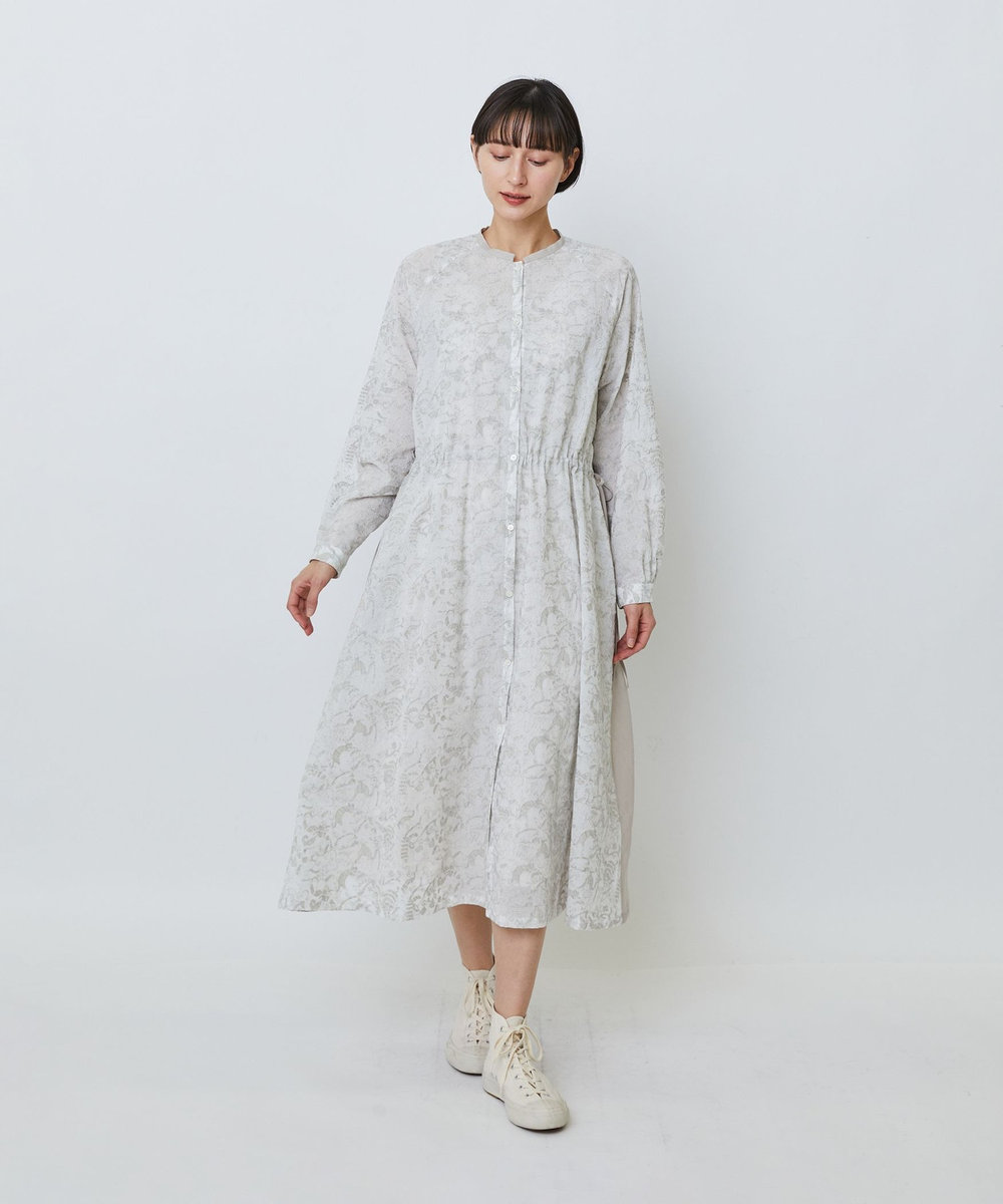 LOISIR 【アーティストコラボ】LOISIR×TORANEKOBONBON エンブロイダリーワンピース ベージュ系その他
