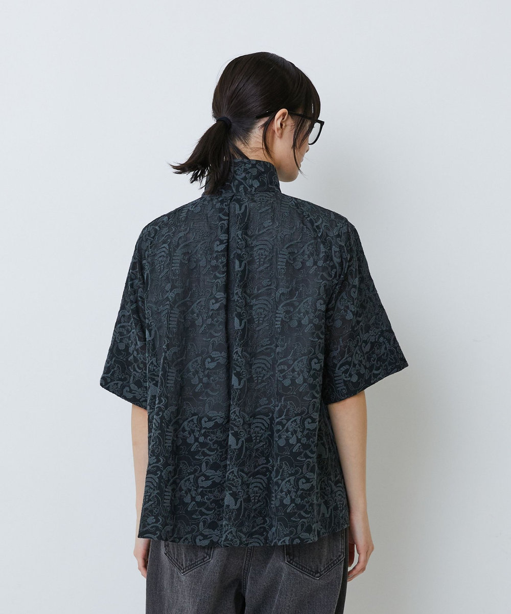 LOISIR 【アーティストコラボ】LOISIR×TORANEKOBONBON エンブロイダリーAラインシャツ ブラック系その他