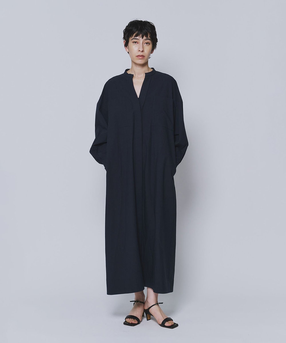 1er Arrondissement ＜HENRI EN VARGO（ヘンリエンヴァーゴ）＞"May"ヒールサンダル ブラック