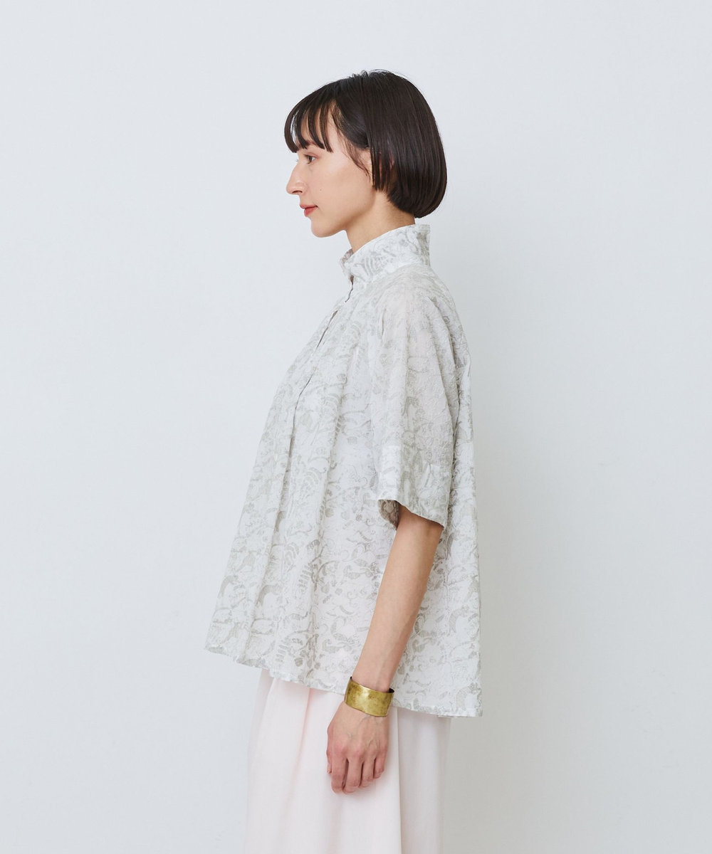 LOISIR 【アーティストコラボ】LOISIR×TORANEKOBONBON エンブロイダリーAラインシャツ ベージュ系その他