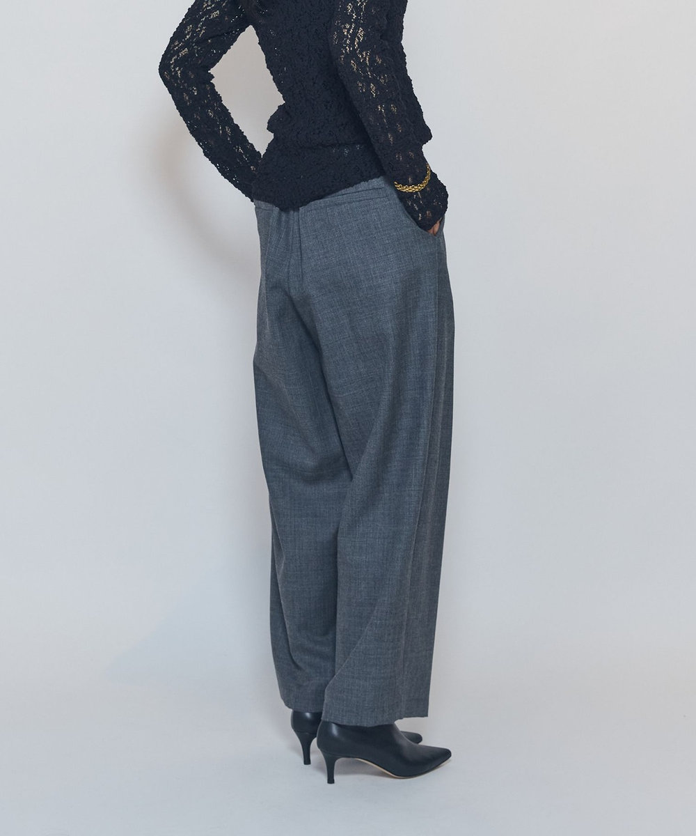 1er Arrondissement カーブテーパードパンツ チャコールグレー