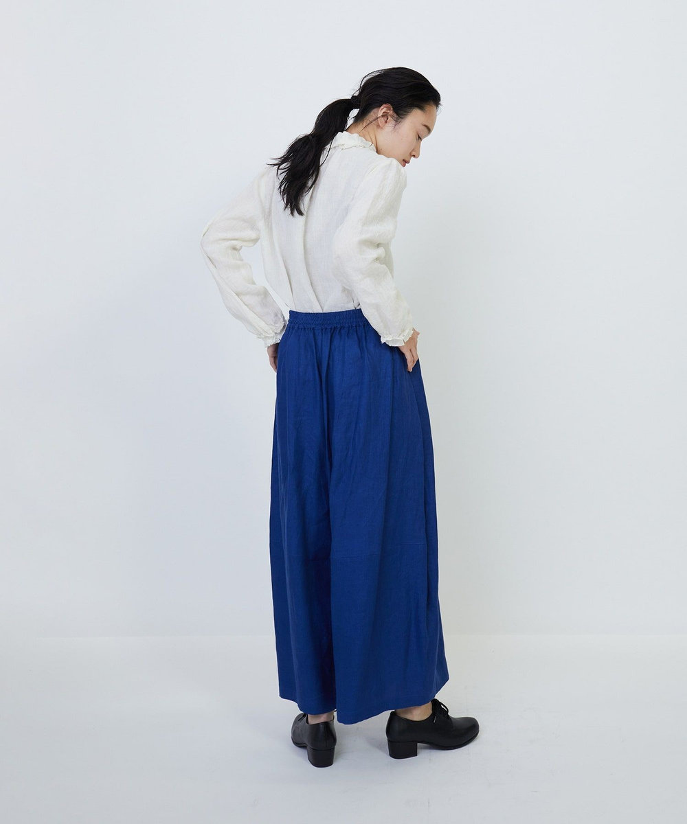 LOISIR リネンツイルボトルシルエットパンツ ブルー