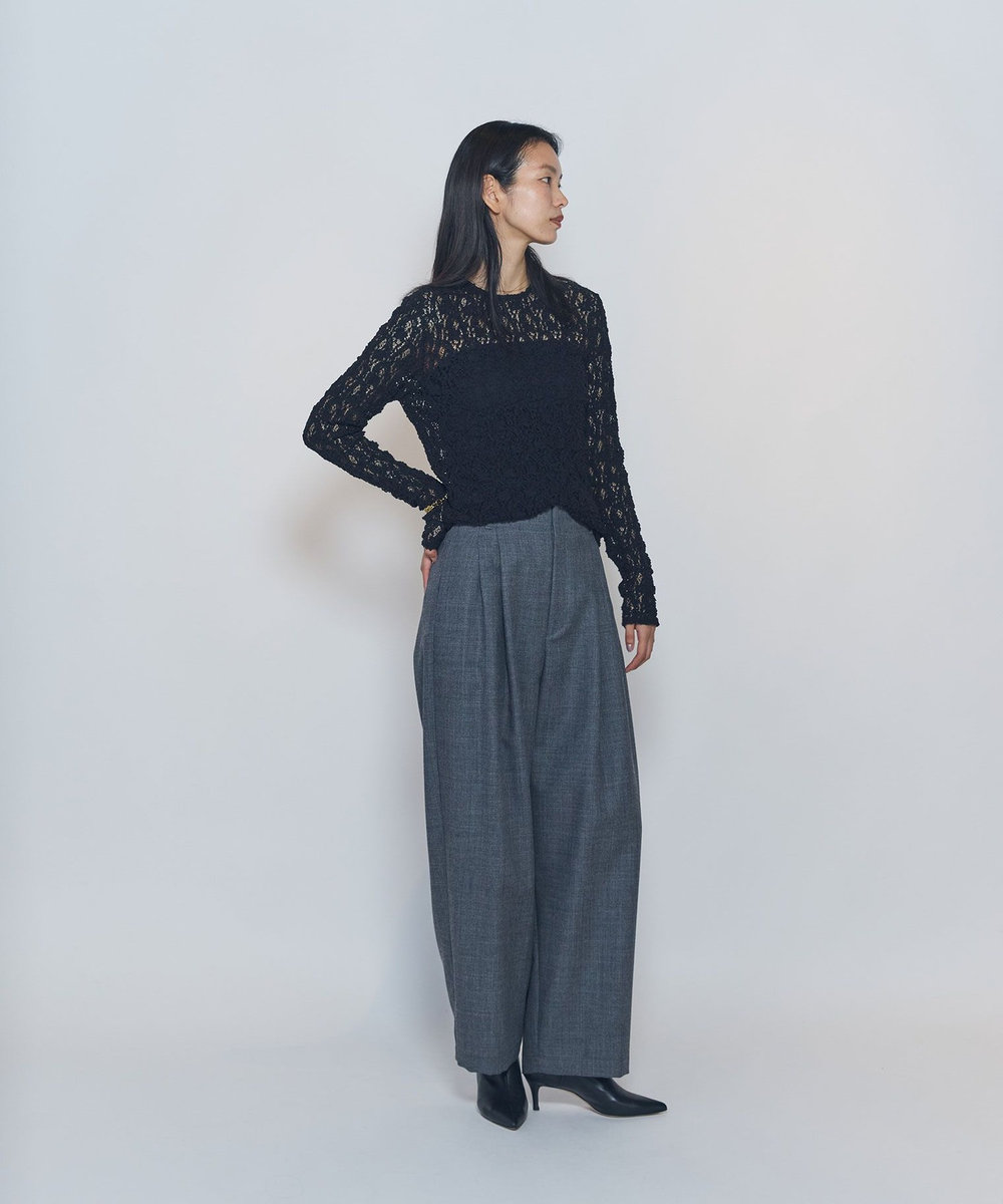 1er Arrondissement ストレッチレースプルオーバー ブラック