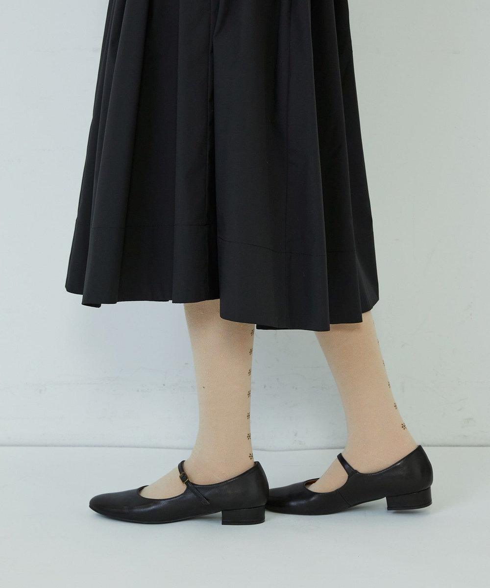 ADIEU TRISTESSE バックフラワードットハイソックス ベージュ