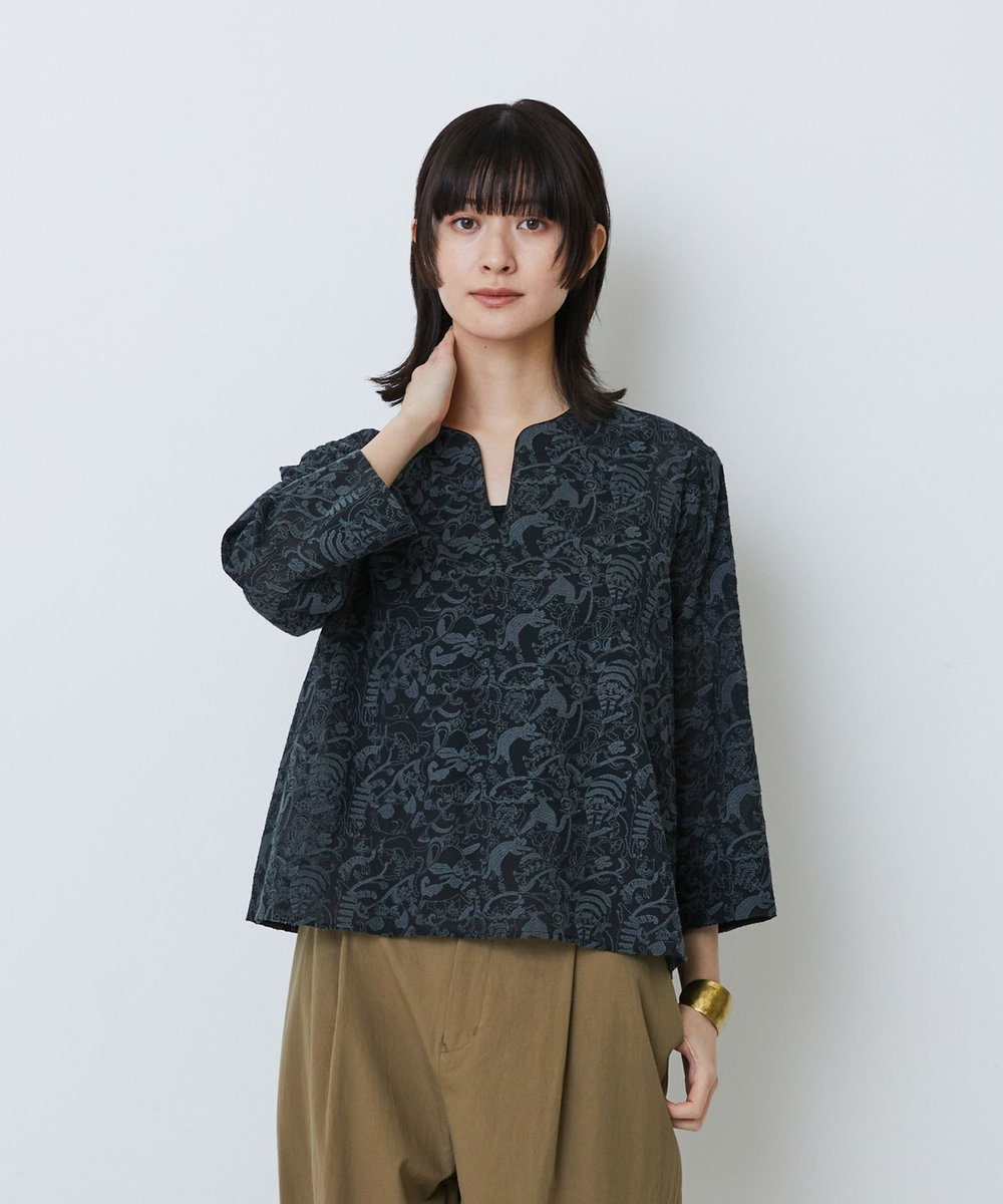 LOISIR 【アーティストコラボ】LOISIR×TORANEKOBONBON エンブロイダリーブラウス ブラック系その他