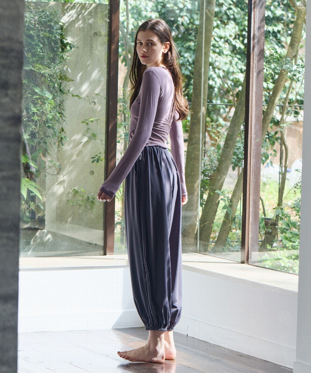 Julier 《定番》ライトプライムバルーンパンツ［エコ］/［UVカット］/［吸汗速乾］/［ホットヨガ対応］/［ラッシュガード］ チャコールグレー