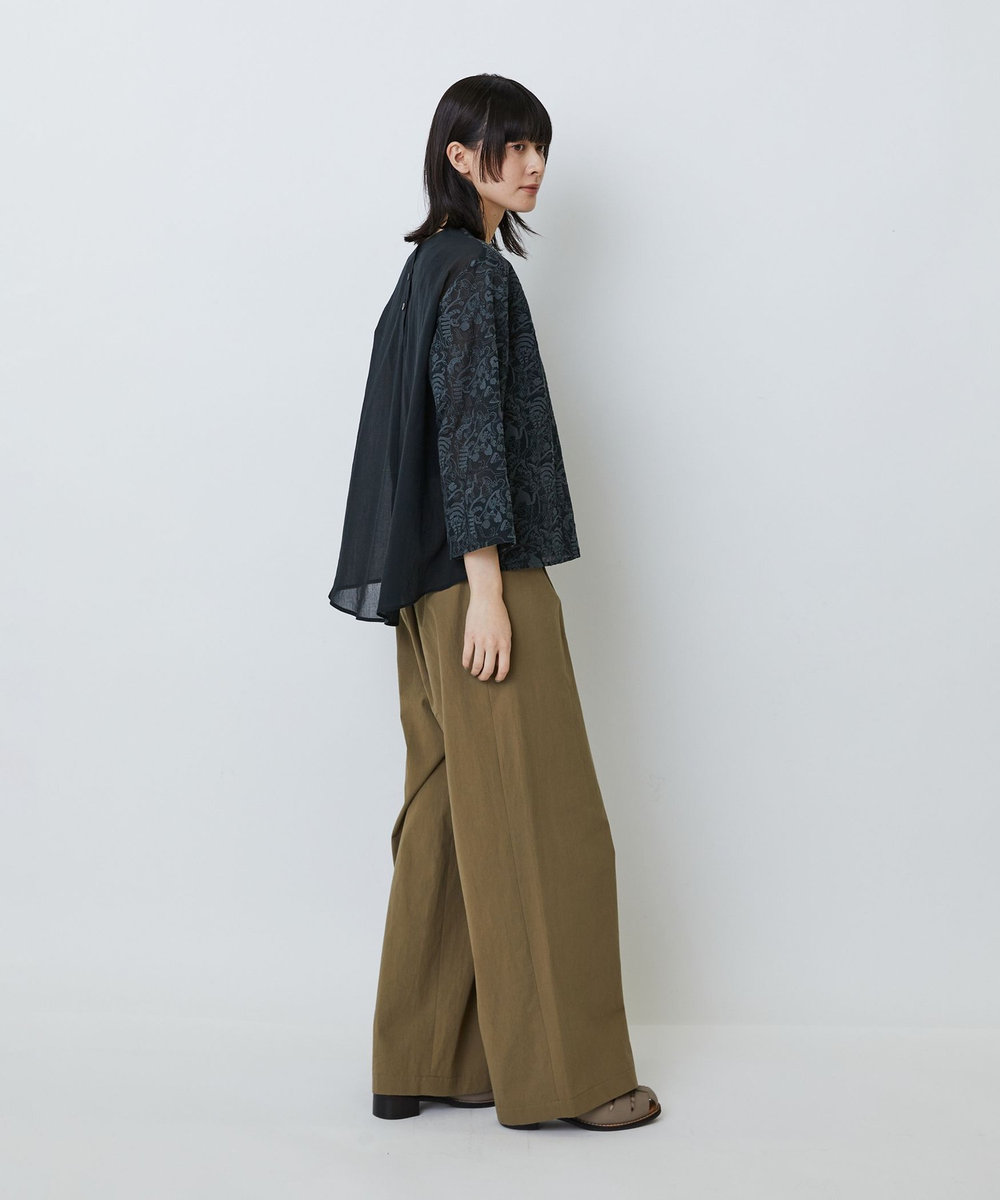 LOISIR 【アーティストコラボ】LOISIR×TORANEKOBONBON エンブロイダリーブラウス ブラック系その他