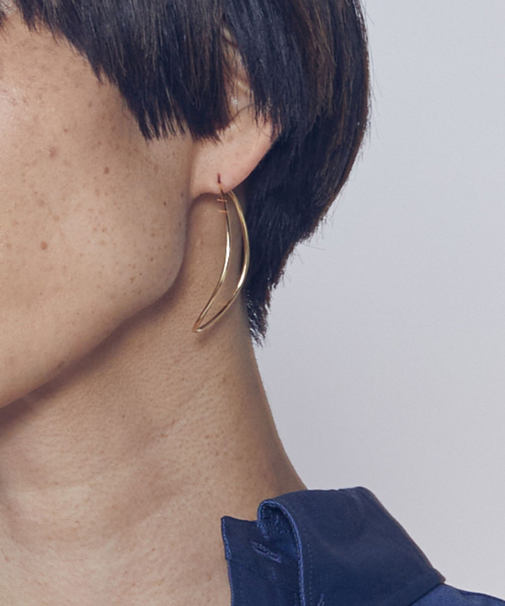 1er Arrondissement ＜BAR JEWERY（バー ジュエリー）＞"CONTOUR"ピアス（両耳） ゴールド