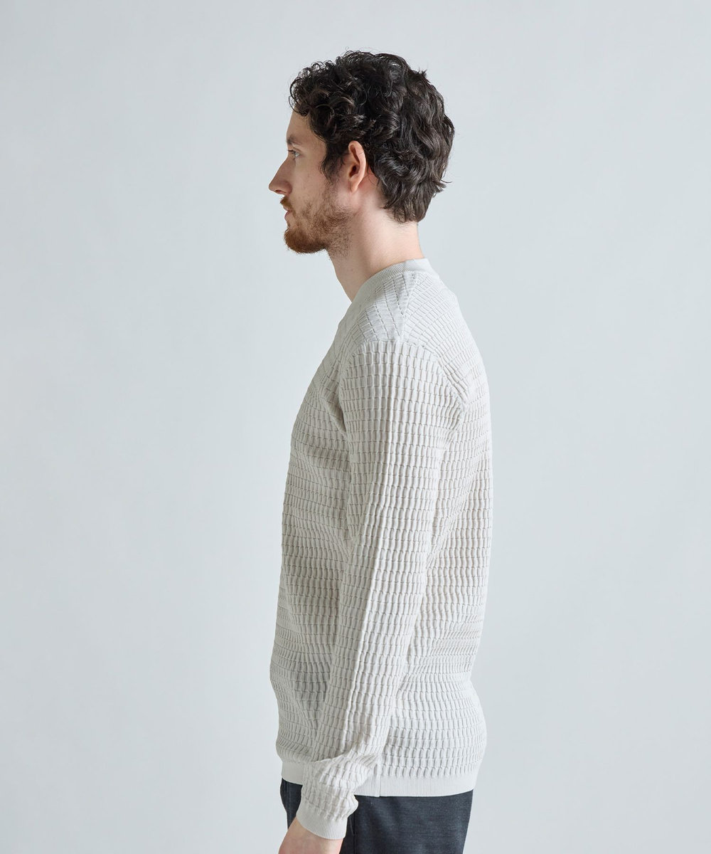 MEN'S BIGI ブリスタージャカード 変形ケーブルモックネックロングTEE オフホワイト