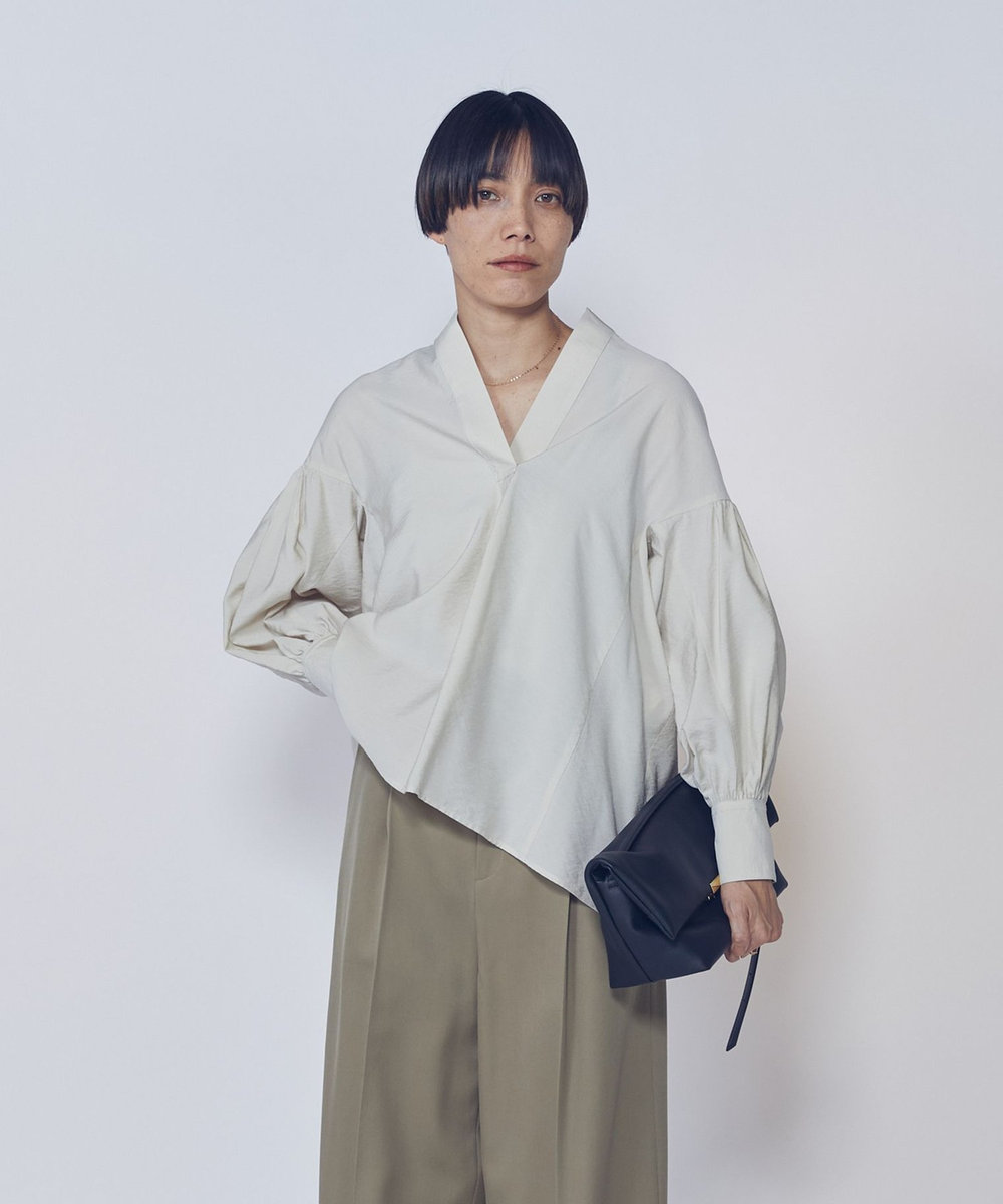 1er Arrondissement モダールナイロンシルクスキッパーブラウス ベージュ