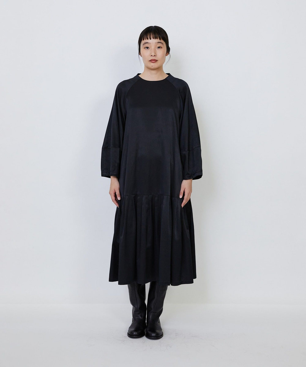 LOISIR 【MTサイズあり】コットンレーヨンサテンティアードワンピース ブラック