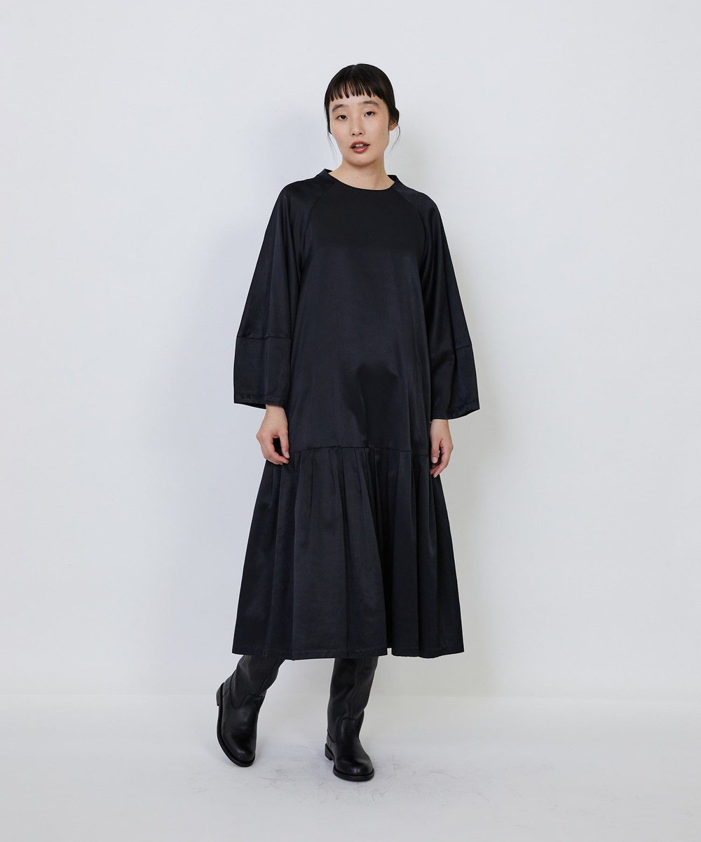 LOISIR 【MTサイズあり】コットンレーヨンサテンティアードワンピース ブラック