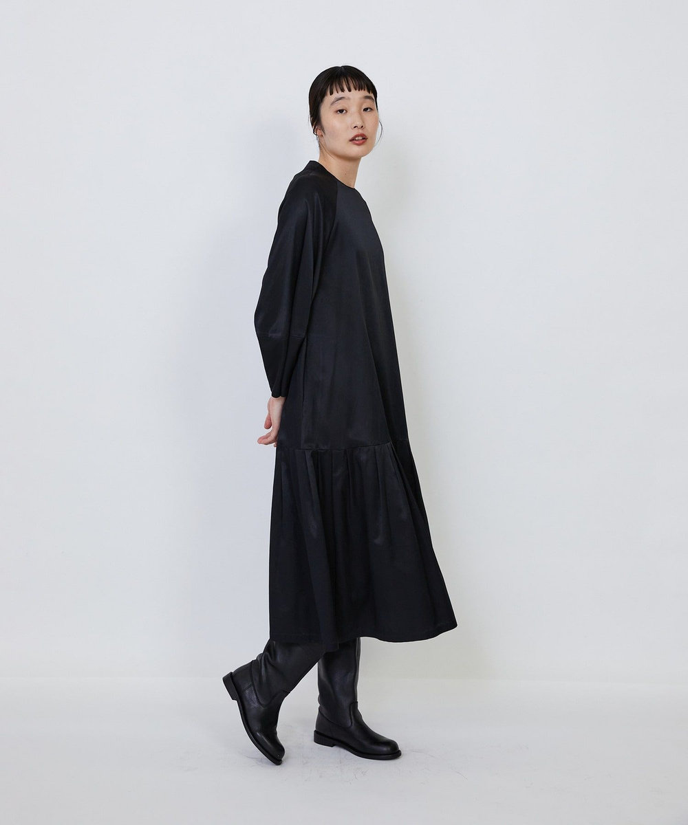 LOISIR 【MTサイズあり】コットンレーヨンサテンティアードワンピース ブラック