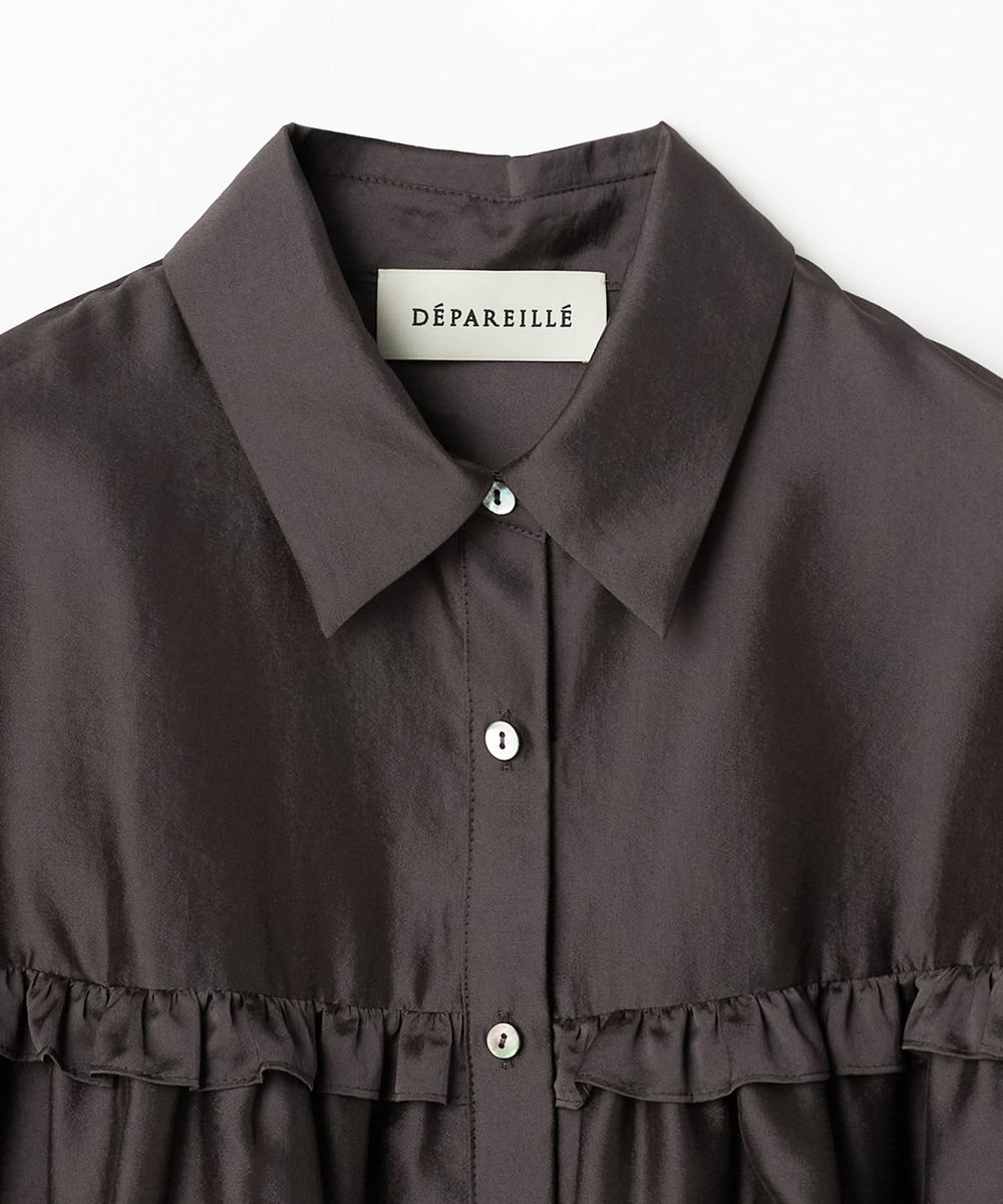 DÉPAREILLÉ SILKY FRILL BLOUSE / シルキーフリルブラウス チャコールグレー