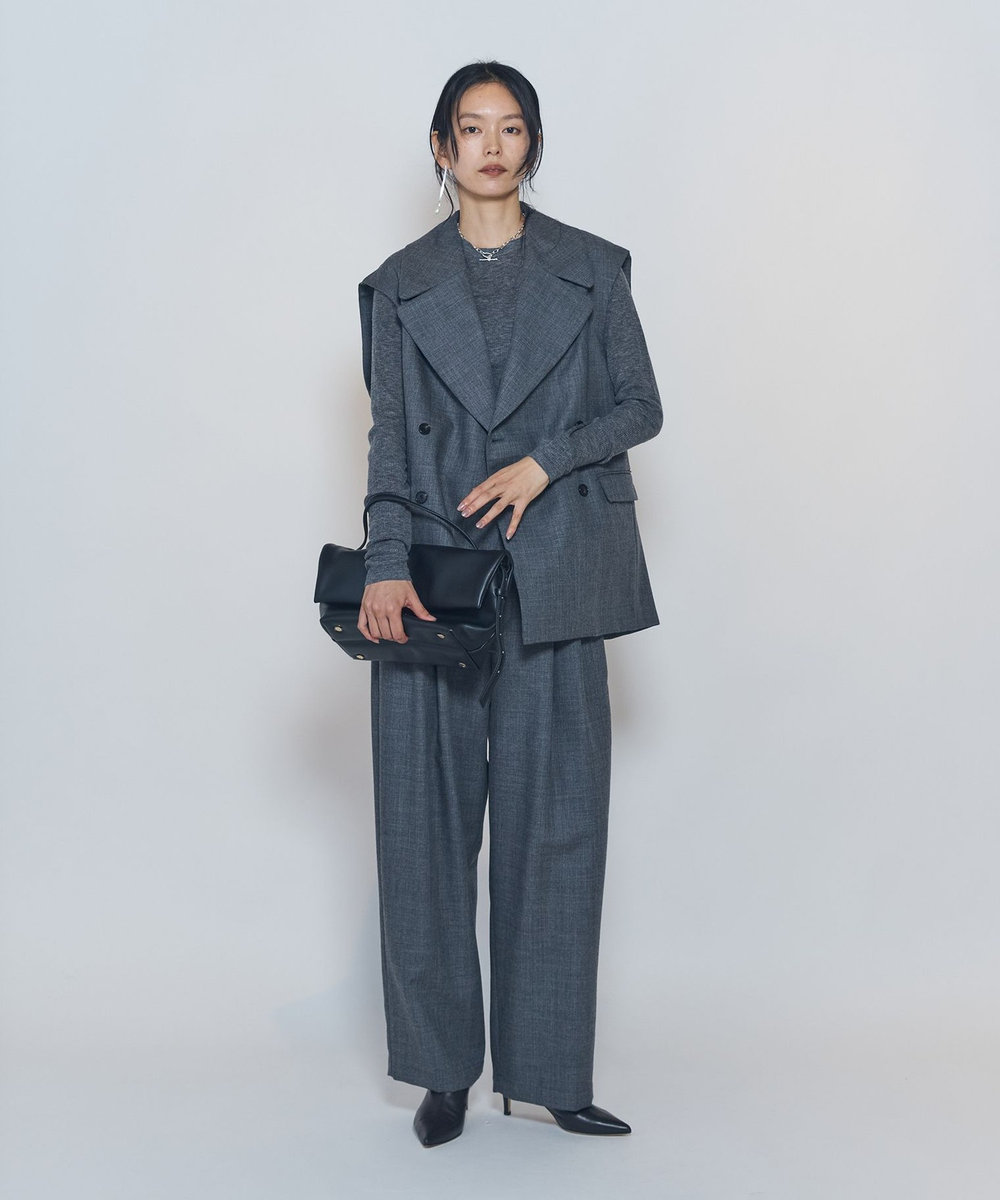 1er Arrondissement ＜PUNTI（プンティ）＞“GRAFT-FLAP"ショルダーバッグ ブラック