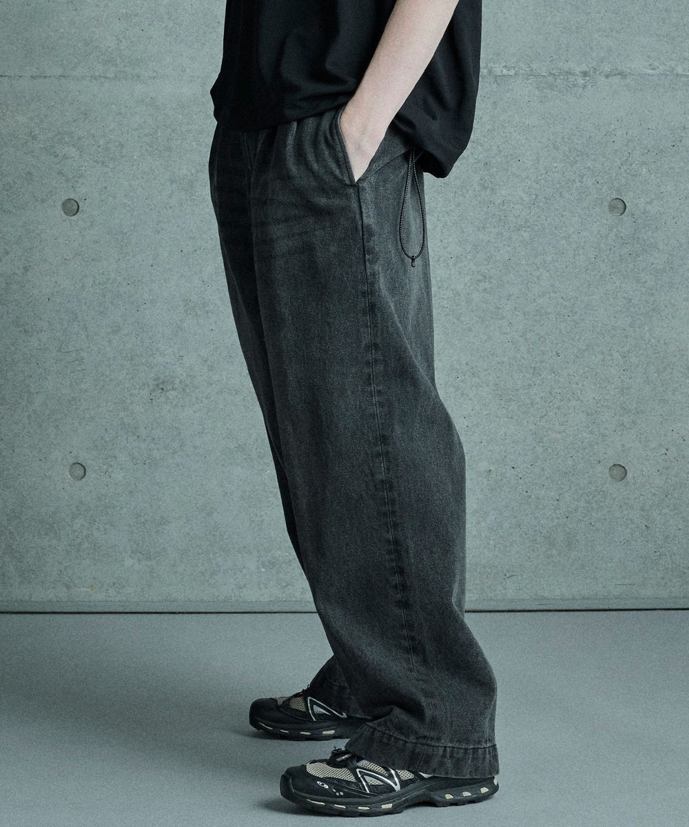 MEN'S BIGI セミワイドデニムタックパンツ ブラック