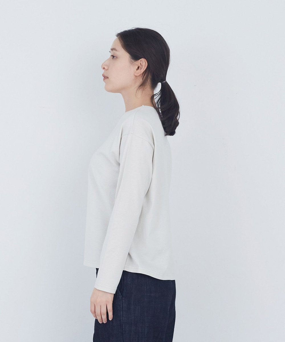 ADIEU TRISTESSE 刺繍入りロングスリーブＴシャツ アイボリー