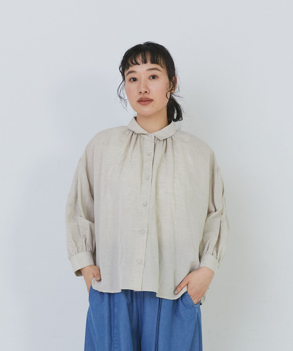 congés payés ADIEU TRISTESSE コットンリネンギャザーシャツ ベージュ