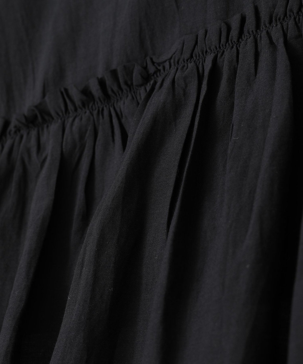 1er Arrondissement 【WEB限定】＜normment（ノーメント）＞ギャザースリーブドレス ブラック