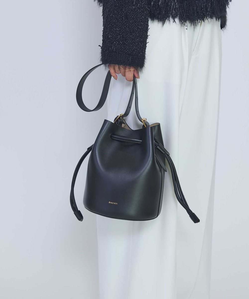 1er Arrondissement ＜ZANCHETTI (ザンケッティ)＞バケットバッグ ブラック
