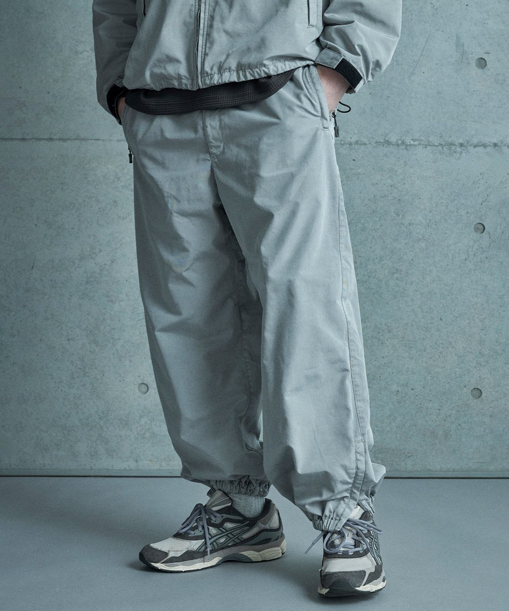 MEN'S BIGI コットンナイロンピグメント加工パンツ オフホワイト