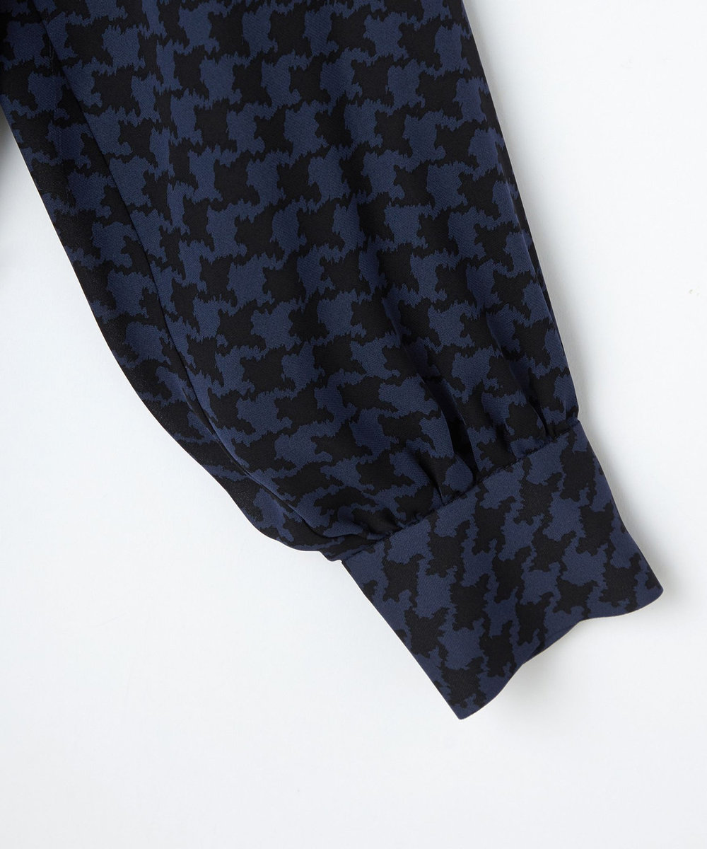 L'EQUIPE COUTURIER シルクジョーゼットハウンドトゥースPtブラウス ネイビー