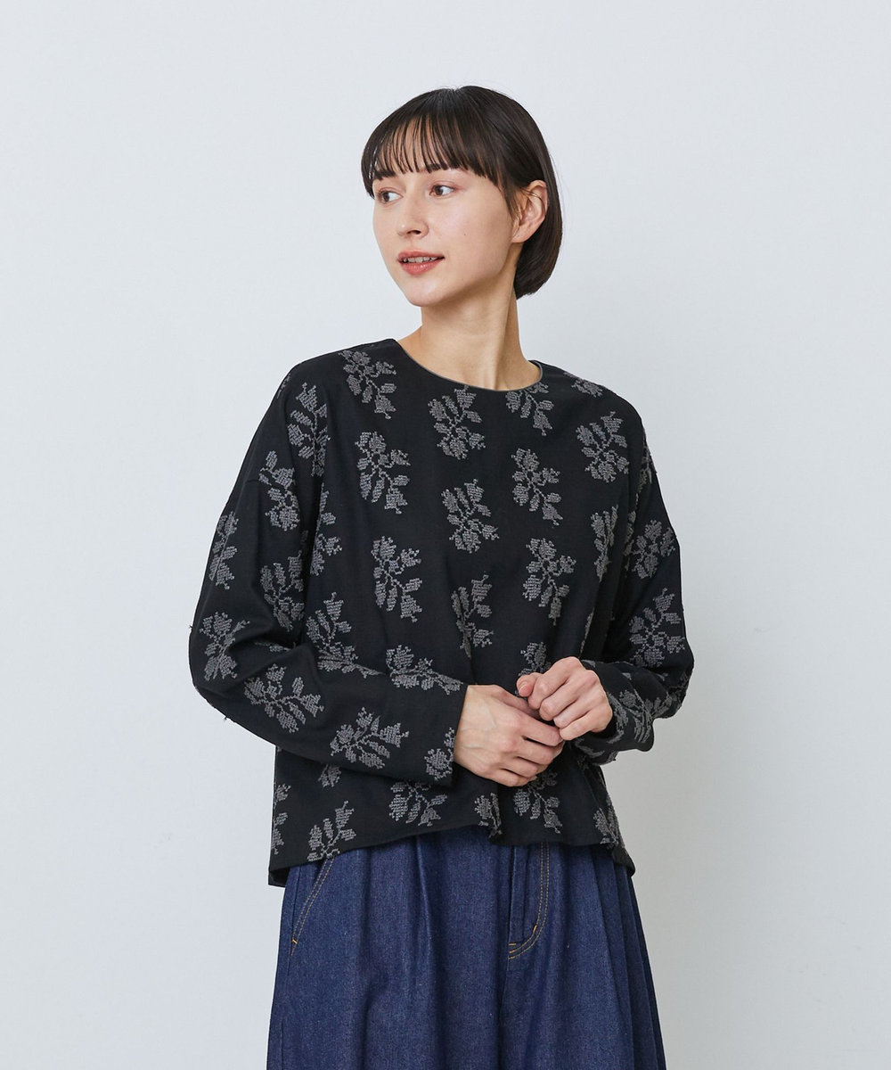LOISIR オリジナル柄刺繍ボクシーブラウス ブラック系その他