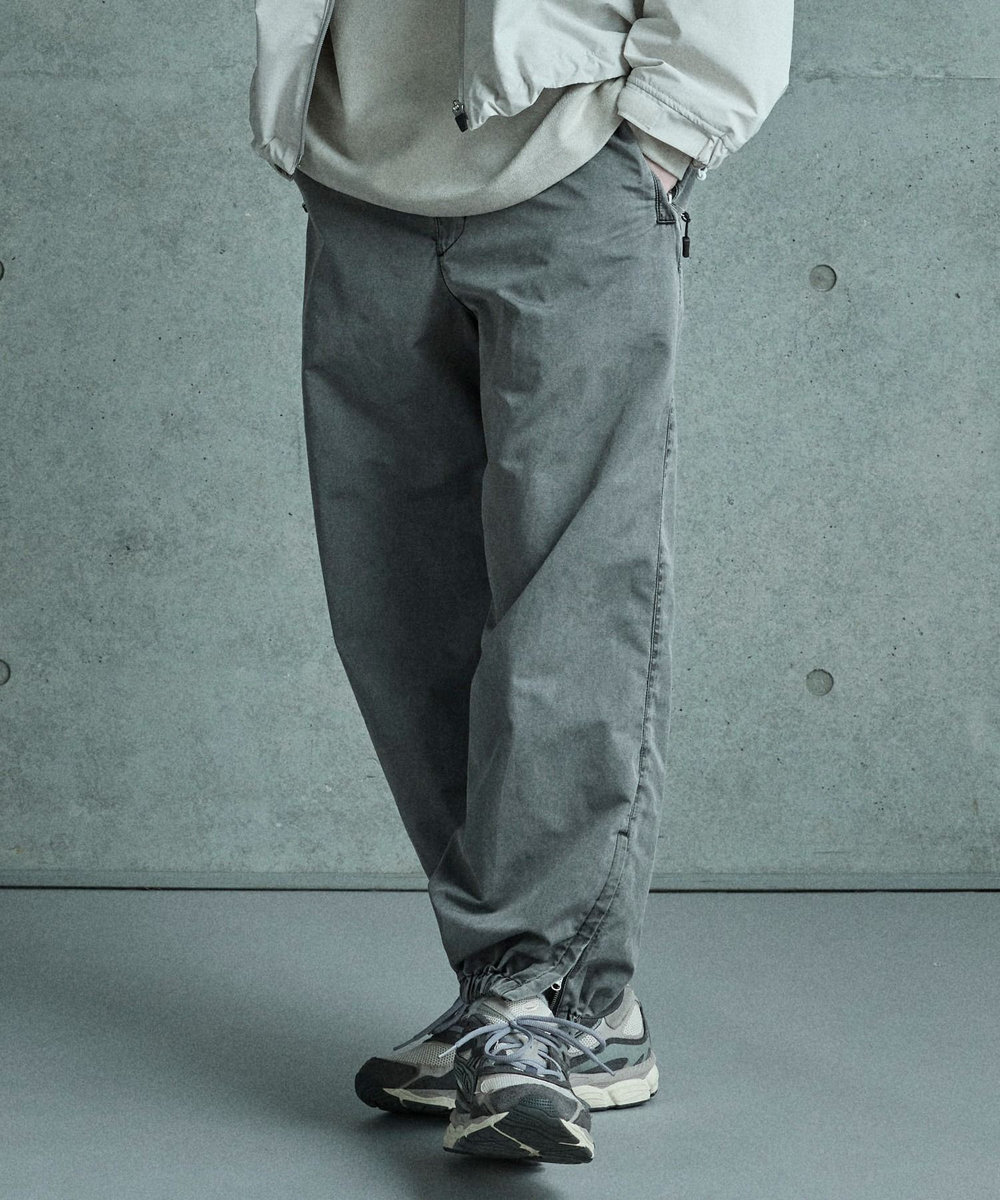 MEN'S BIGI コットンナイロンピグメント加工パンツ ブラック
