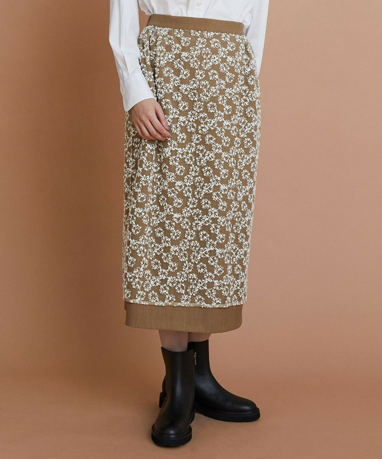 フラワーチュール刺繍スカート