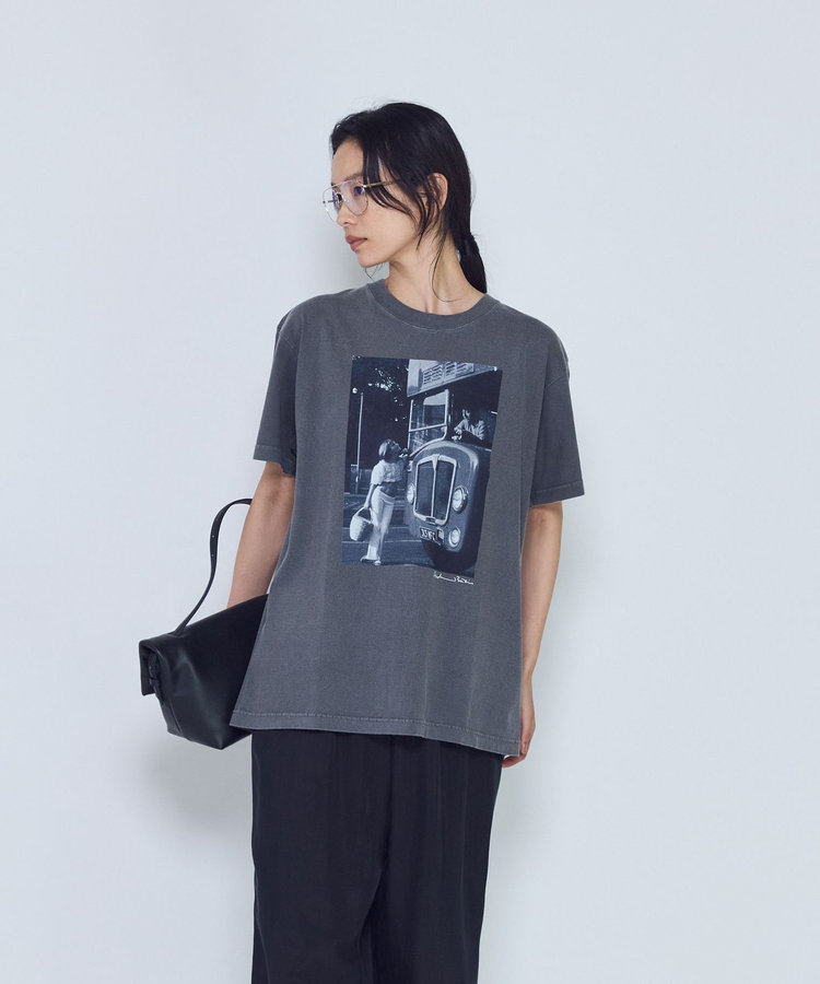 ＜COUTURE D'ADAM（クチュール ド アダム）＞“Jane&Serge with Double Decker"T-シャツ（Monochrome・Black）