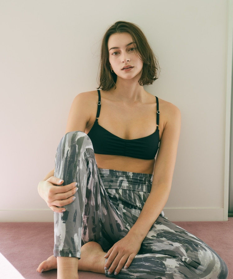 YOGA FITバンドゥブラトップ/パット付き・UVカット・吸汗速乾・ホットヨガ対応・水着・水陸両用
