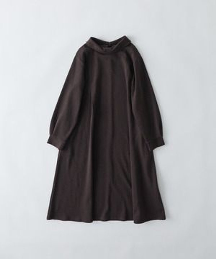ロールカラーAラインワンピース