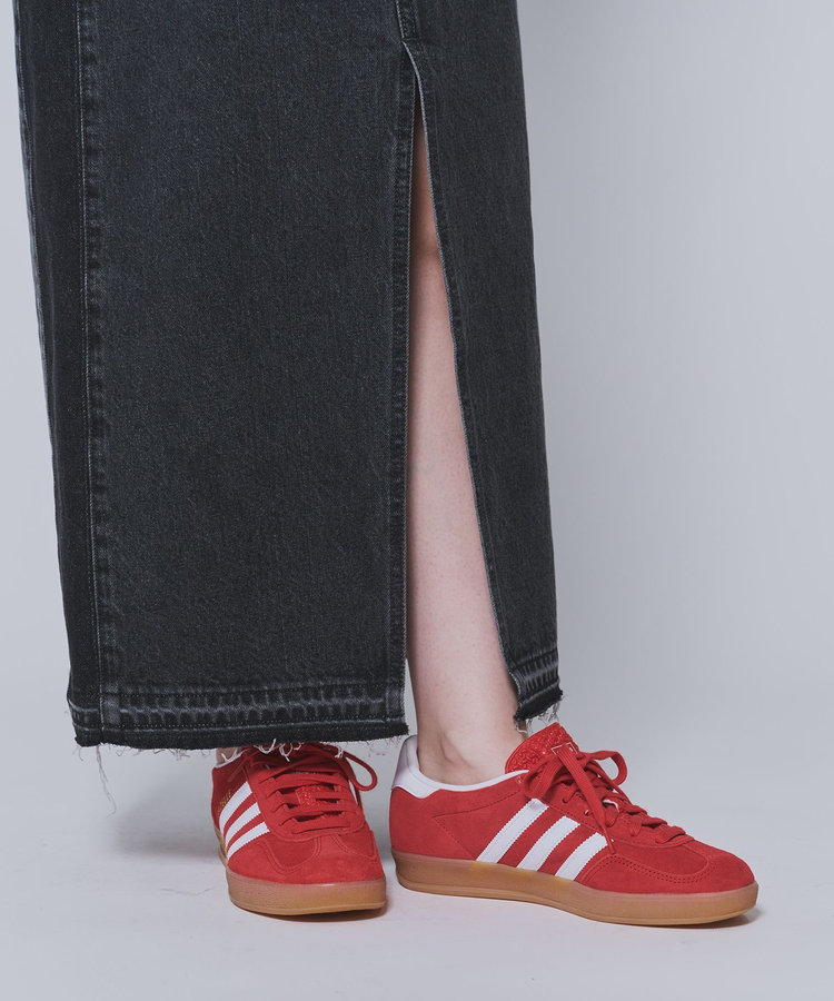＜adidas（アディダス）＞"GAZELLE INDOOR“スニーカー