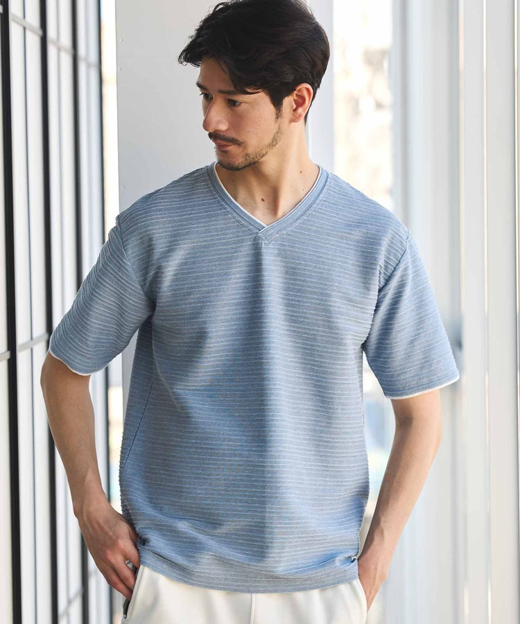タックジャガードVネックTシャツ